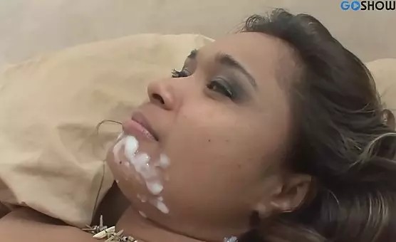 Brilliant Cocksucker Brings Couple to Orgasm Through Skilled Oral Techniques